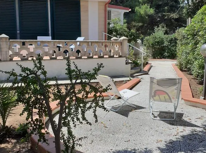 Villetta Dei Fiori, Vicino Spiaggia Di Punta Pizzo