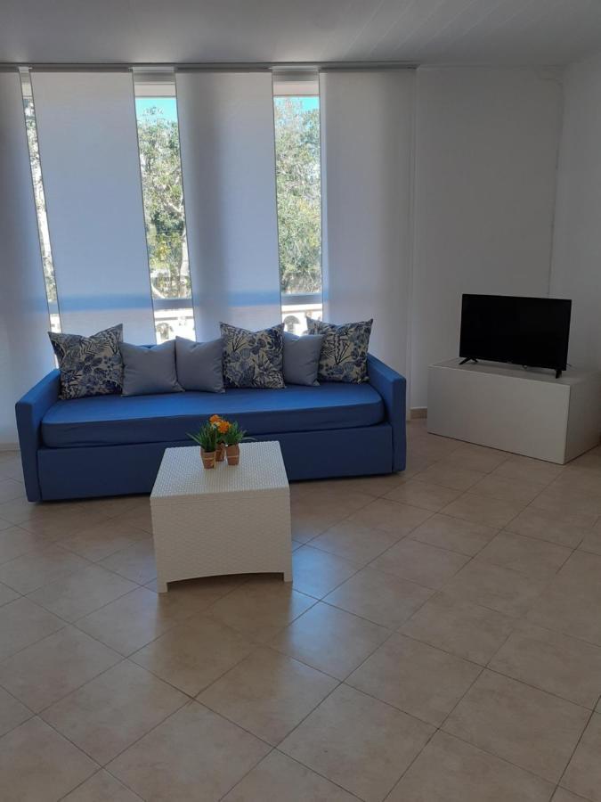 Dei Fiori, Vicino Di Punta Pizzo Villa